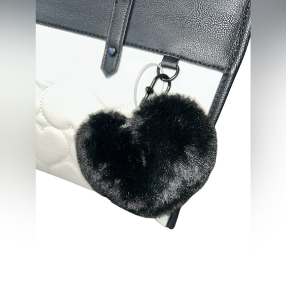 ❌ SALE❌🔥HARD FIND🔥 Betsey Johnson XObecca Hearts Crossbody Tote Bag. NEW. - Picture 4 of 11